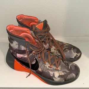 2015 hyper dunk camo size 11 men’s